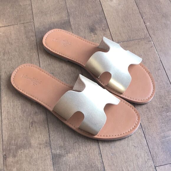 Universal Thread Gold H slippers - Picture 6 of 9